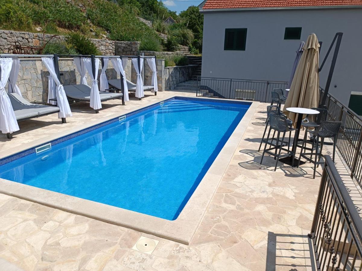 Villa Marija With Heated Pool Trilj Dış mekan fotoğraf